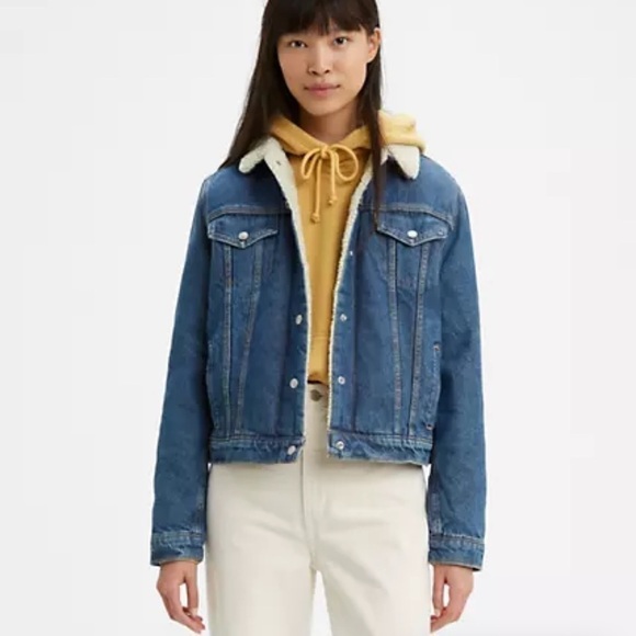 LEVI’S Original Sherpa Trucker Jacket - Picture 1 of 8